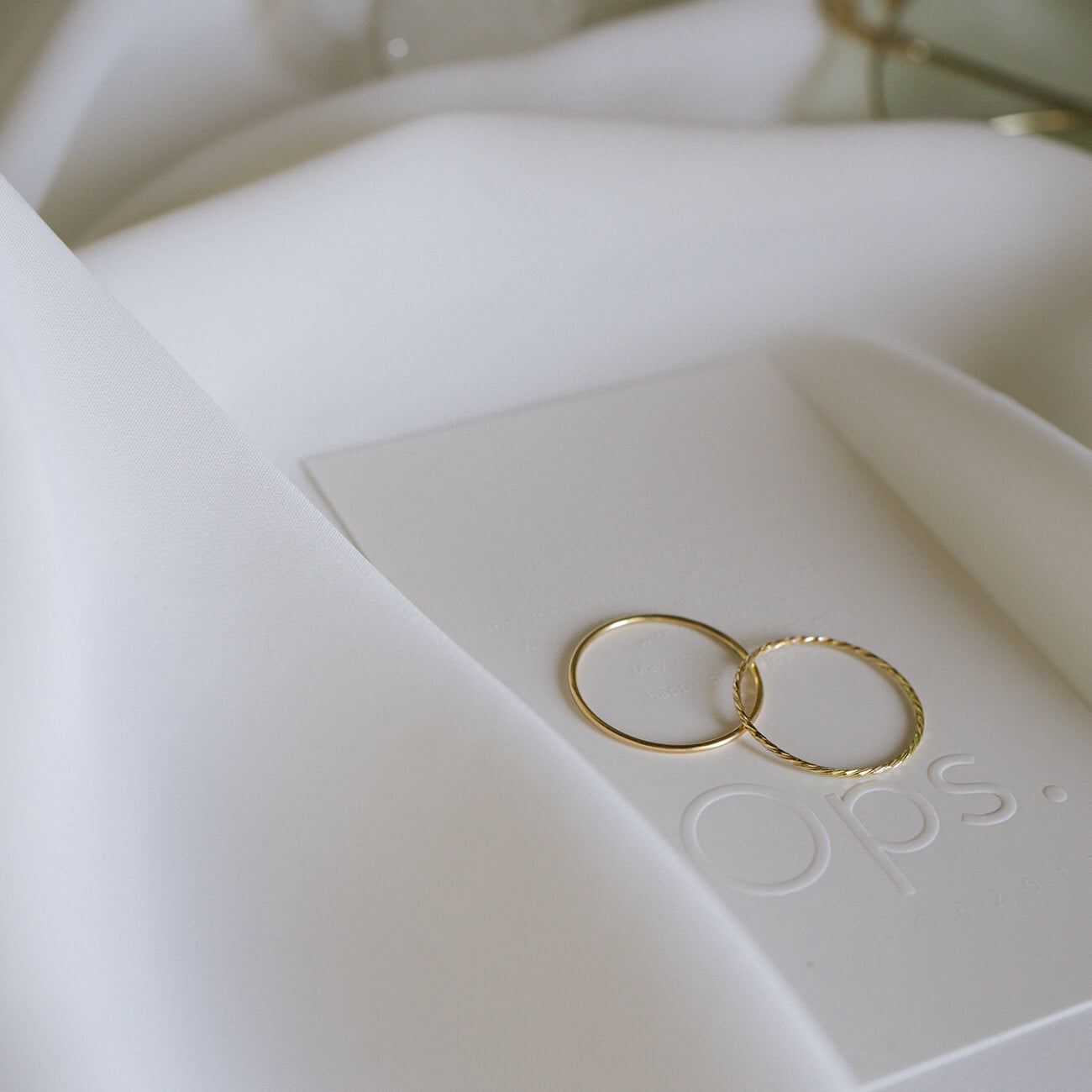 18K Gold Dainty Skinny Ring | SILPHA