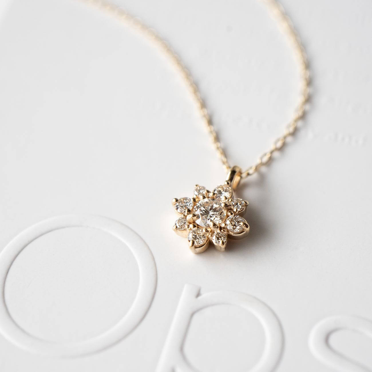 10K Gold Star Flower Diamond Necklace | ASTERI-POLARIS