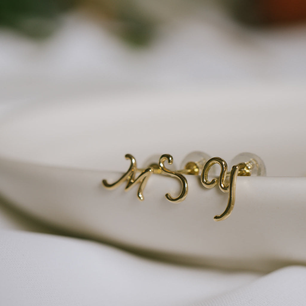 18K Gold Petit Cursive Initial Earring | MOLLICA LETTERA