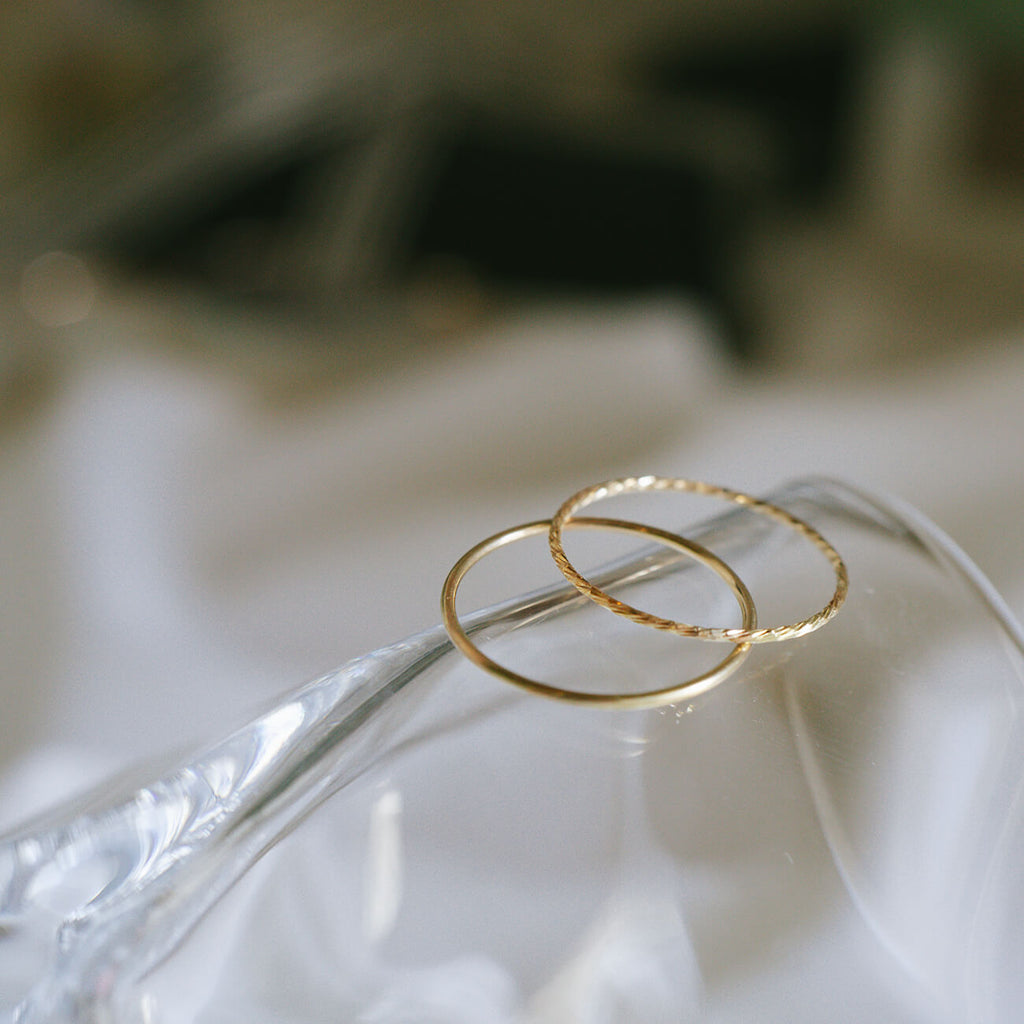 18K Gold Dainty Skinny Ring | SILPHA