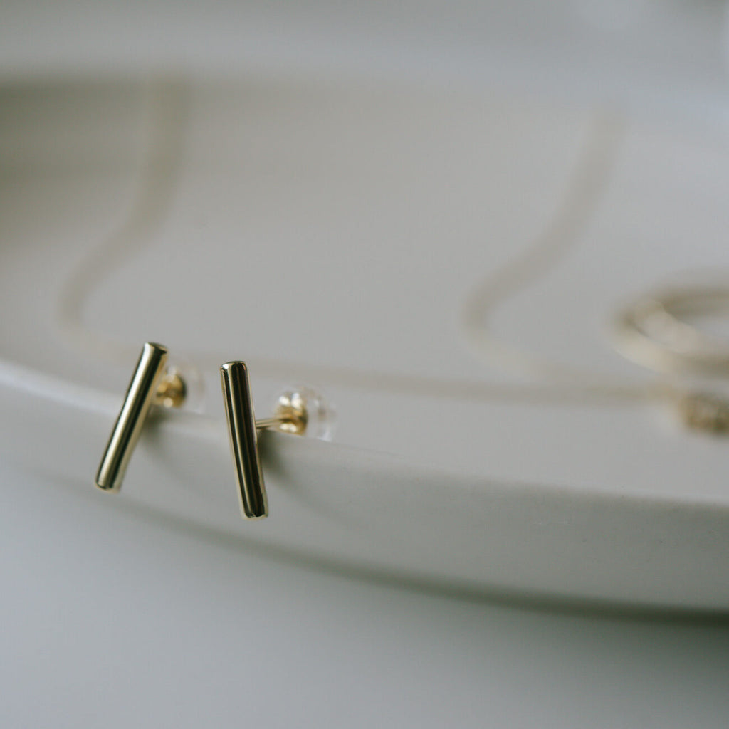 18K Gold Tiny Twigs Earrings | SILPHA