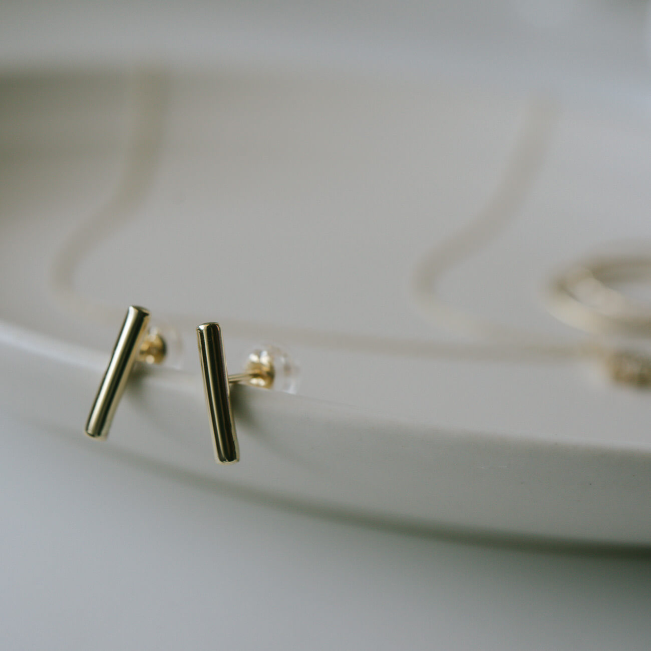 18K Gold Tiny Twigs Earrings | SILPHA