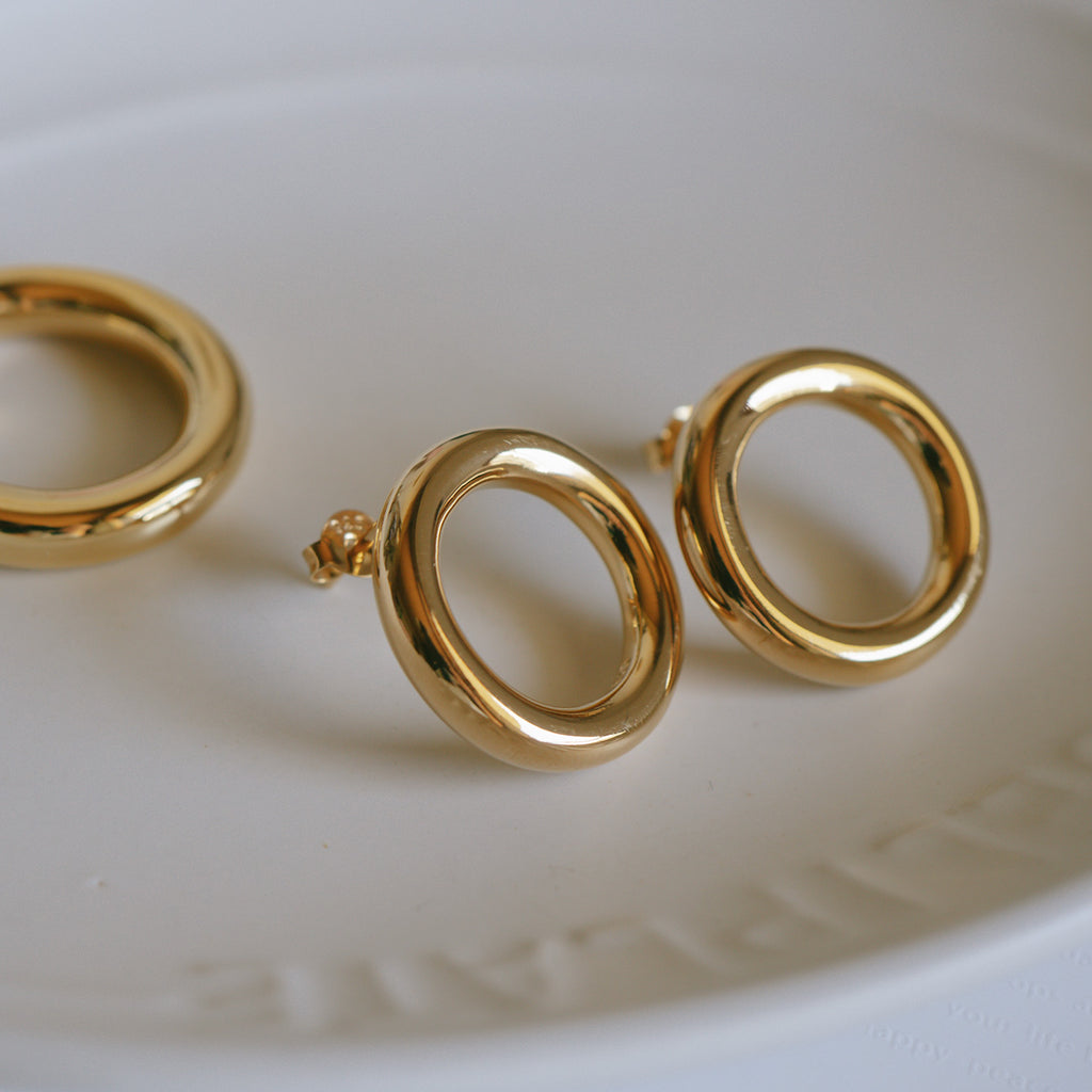 18K Gold Plated Sterling Silver Puffy Hoop Pierce | AUREOLA