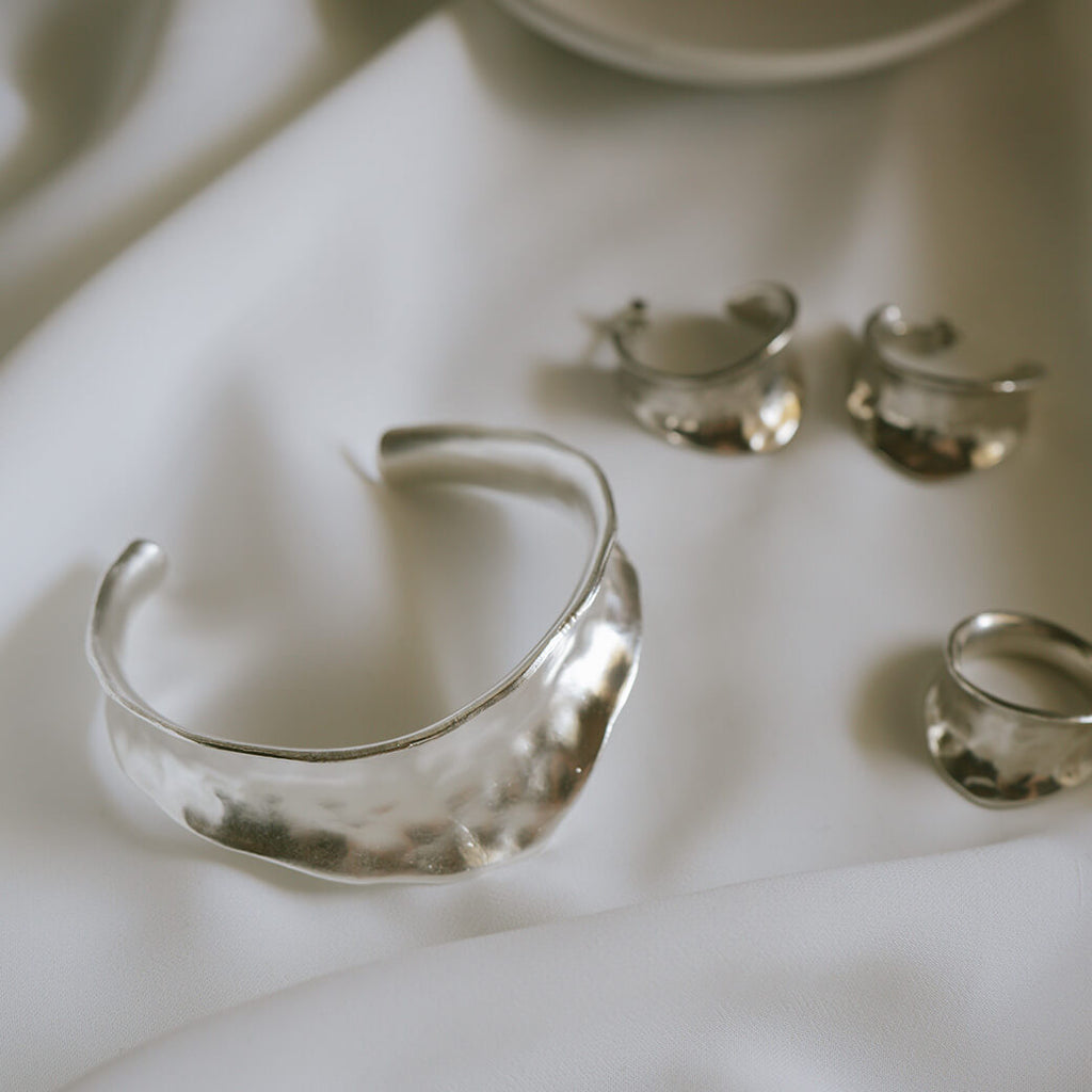 925 Sterling Silver Hammered Wide Bangle | ERZGE