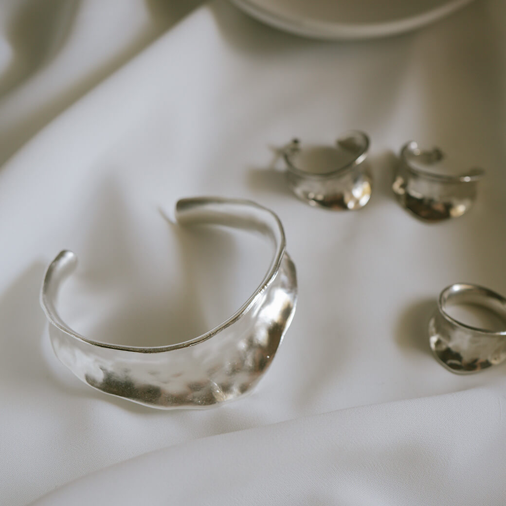 925 Sterling Silver Hammered Wide Bangle | ERZGE
