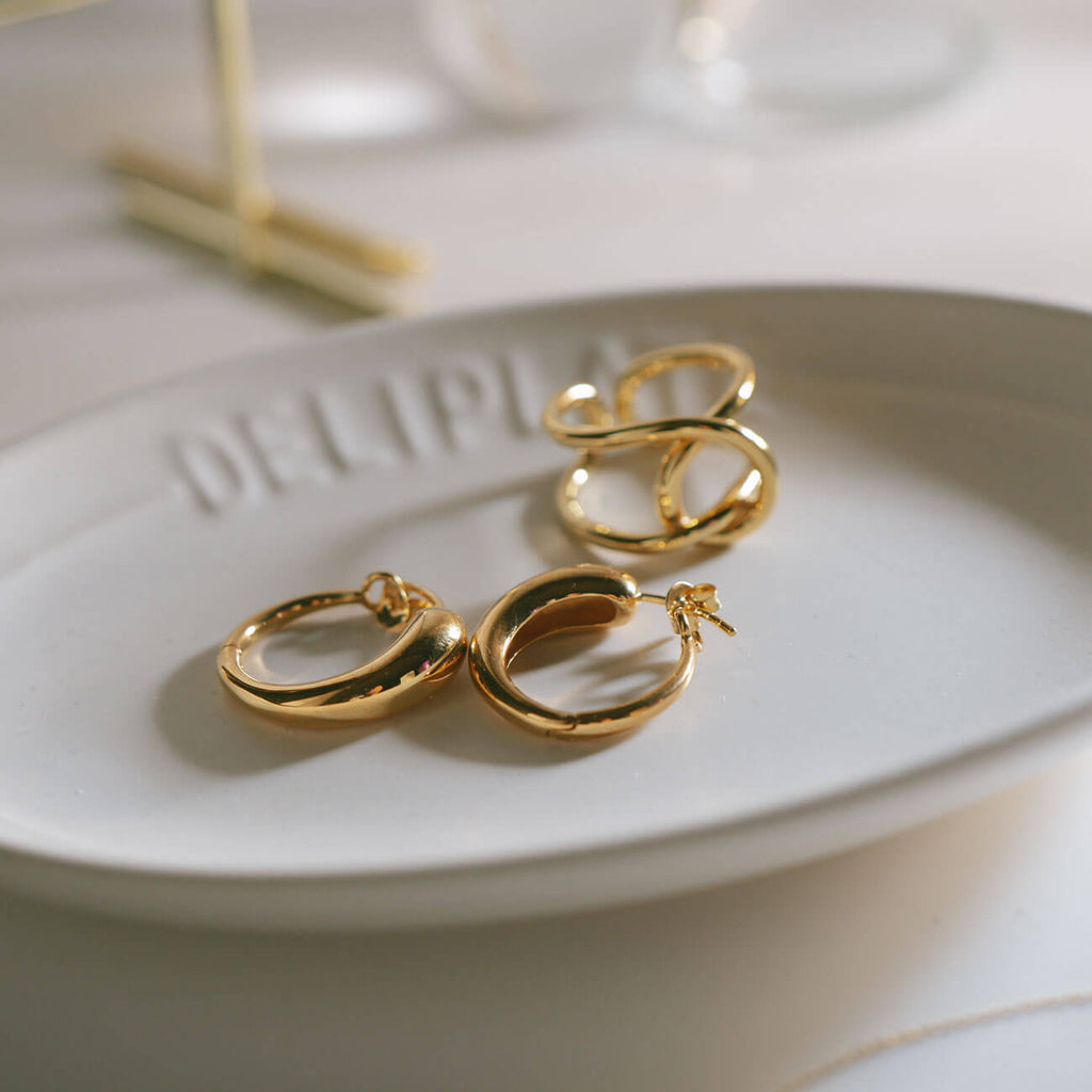 Twinkle Hoop Earrings | MICORRA
