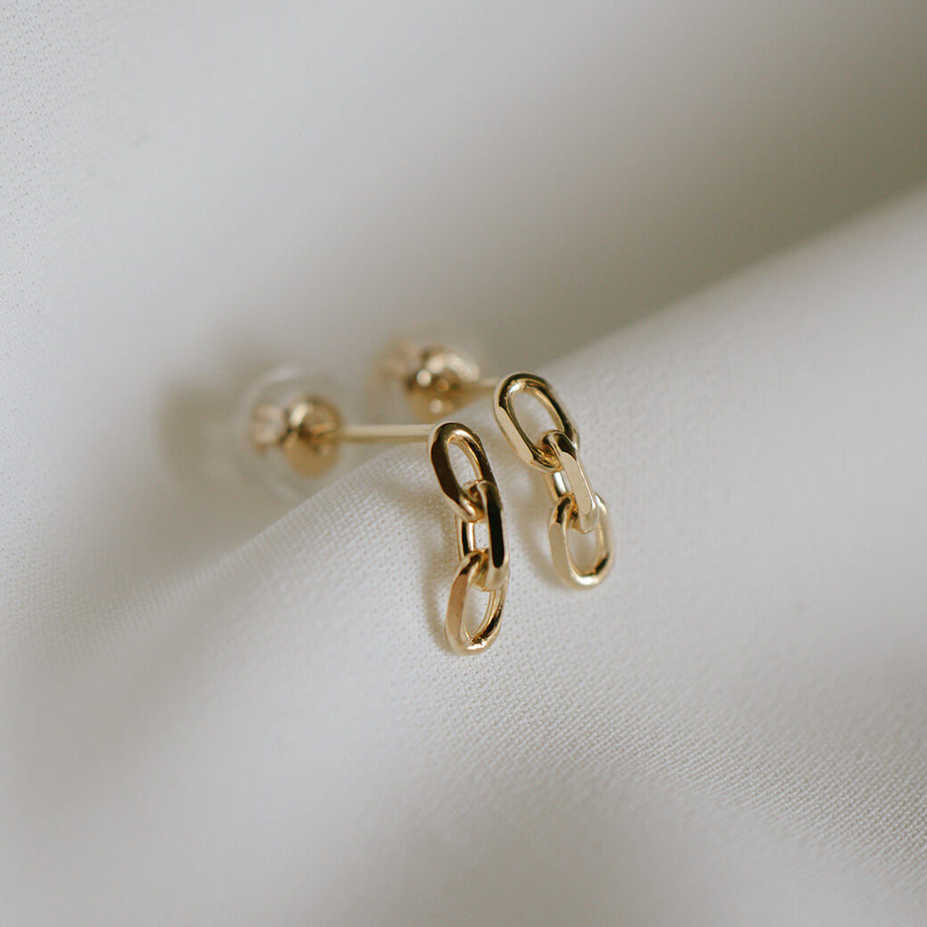 10K Gold Tiny Chain Link Pierce | KATENA