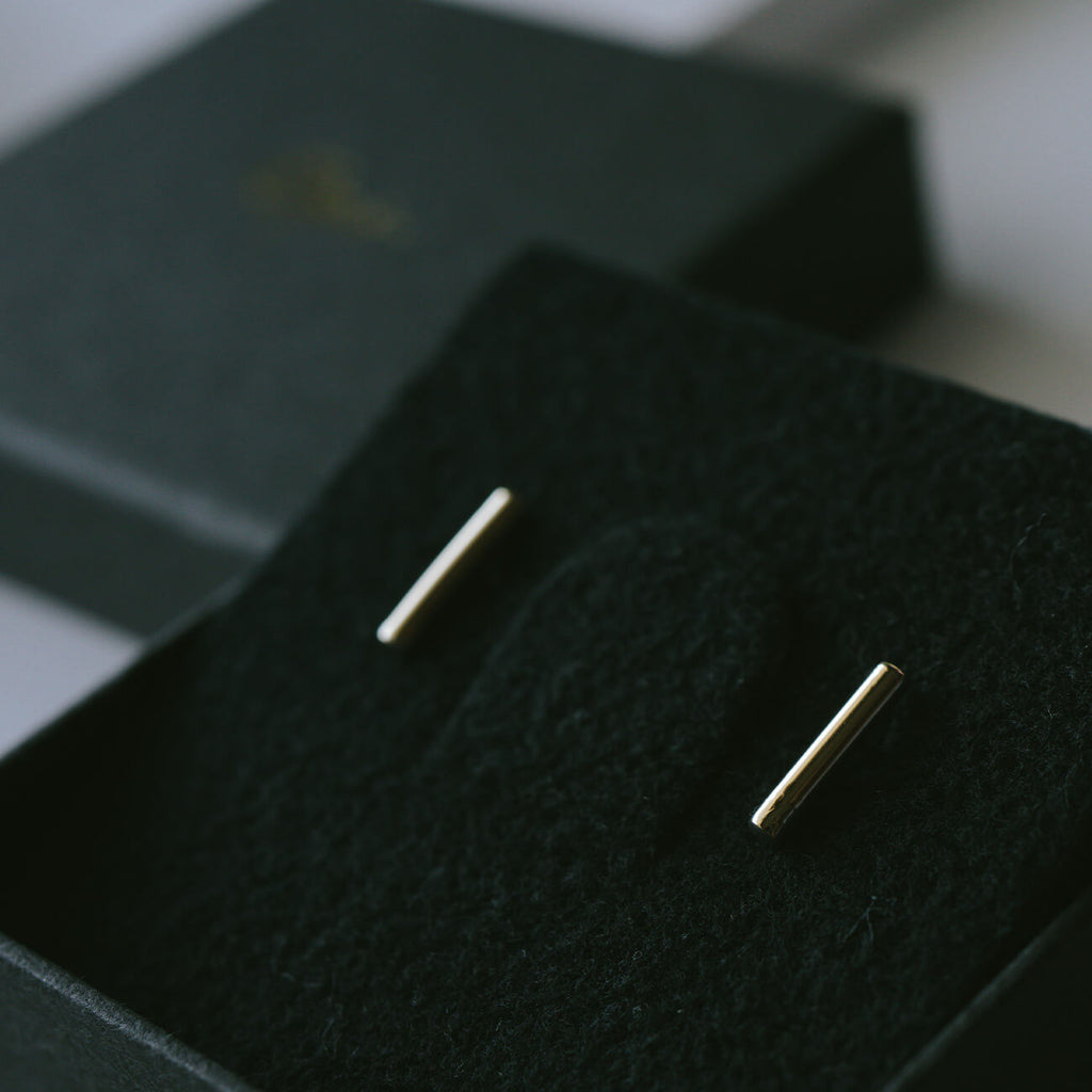 18K Gold Tiny Twigs Earrings | SILPHA