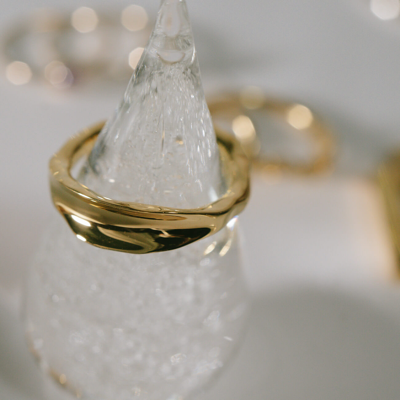 18K Gold Plated Sterling Silver Ripple Wave Ring | MIELIKKI-TUULI