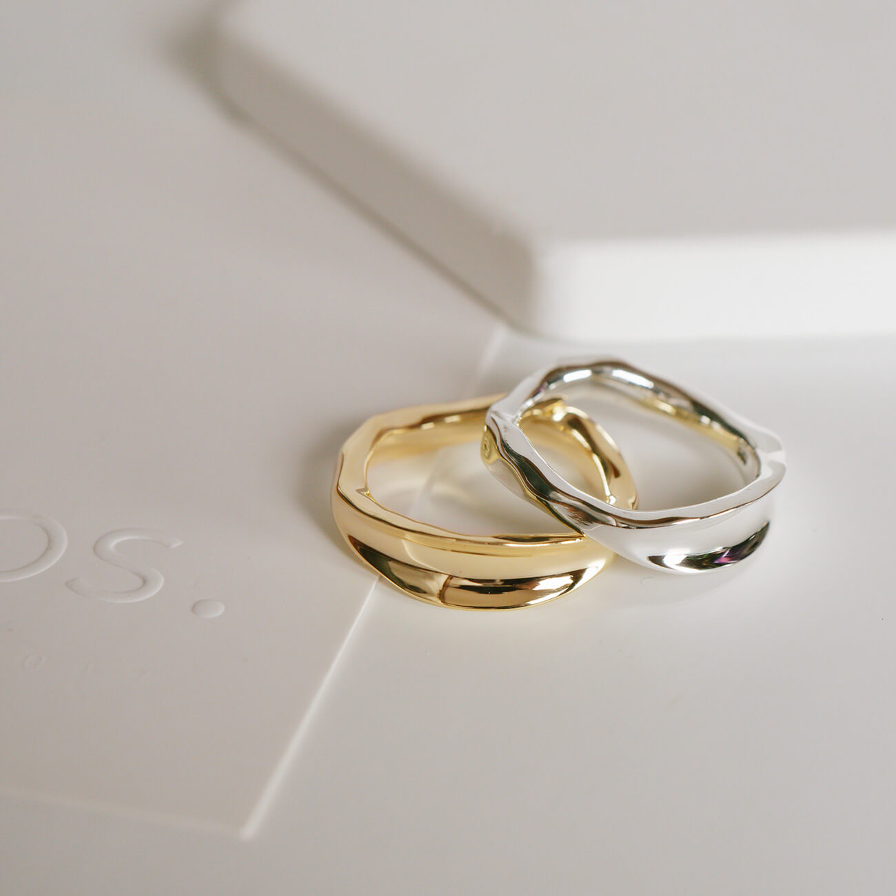 18K Gold Plated Sterling Silver Ripple Wave Ring | MIELIKKI-TUULI