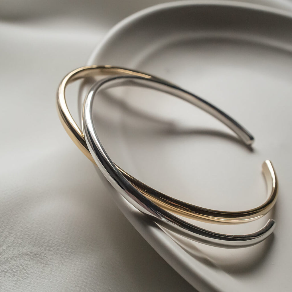 18K Gold Plated Sterling Silver Smooth Round Open Bangle | LADIER