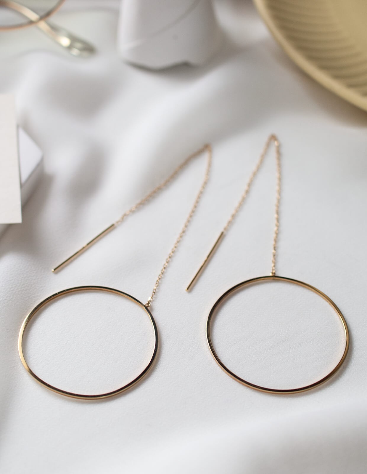 18K Gold Elegant Hoop Chain Earrings | DENEB