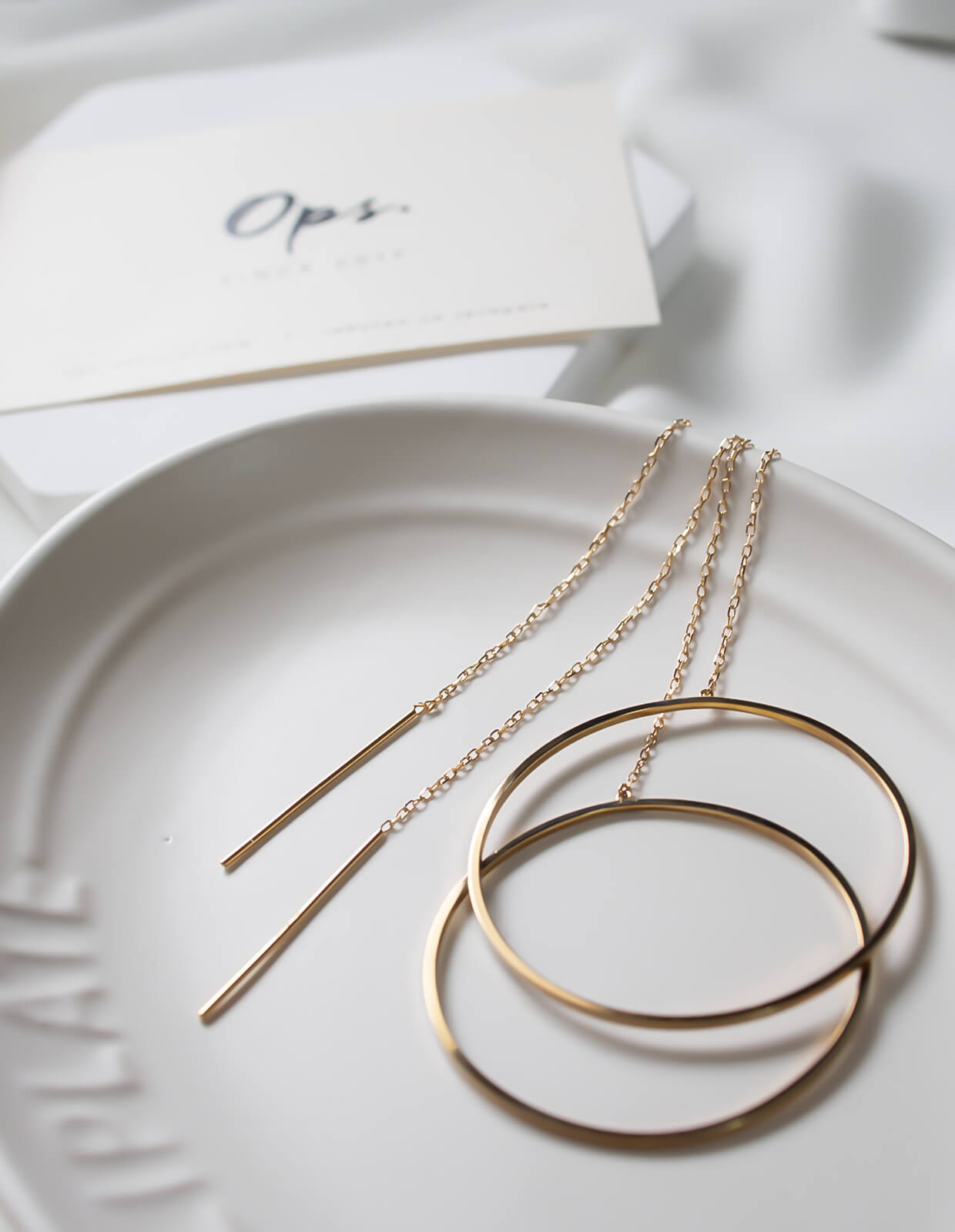 10K Gold Elegant Hoop Chain Earrings | DENEB-10K