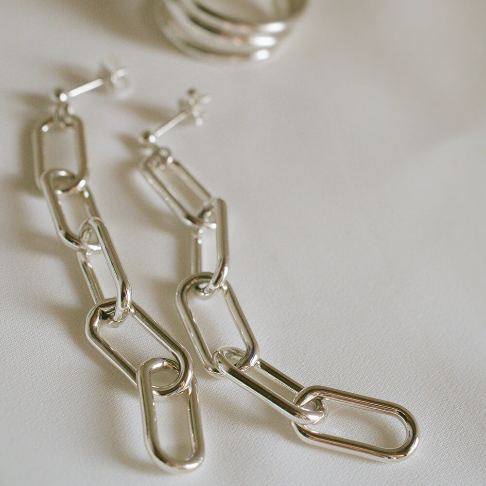 SILVER925 Swing Cunkey Chain Earrings | VEERG