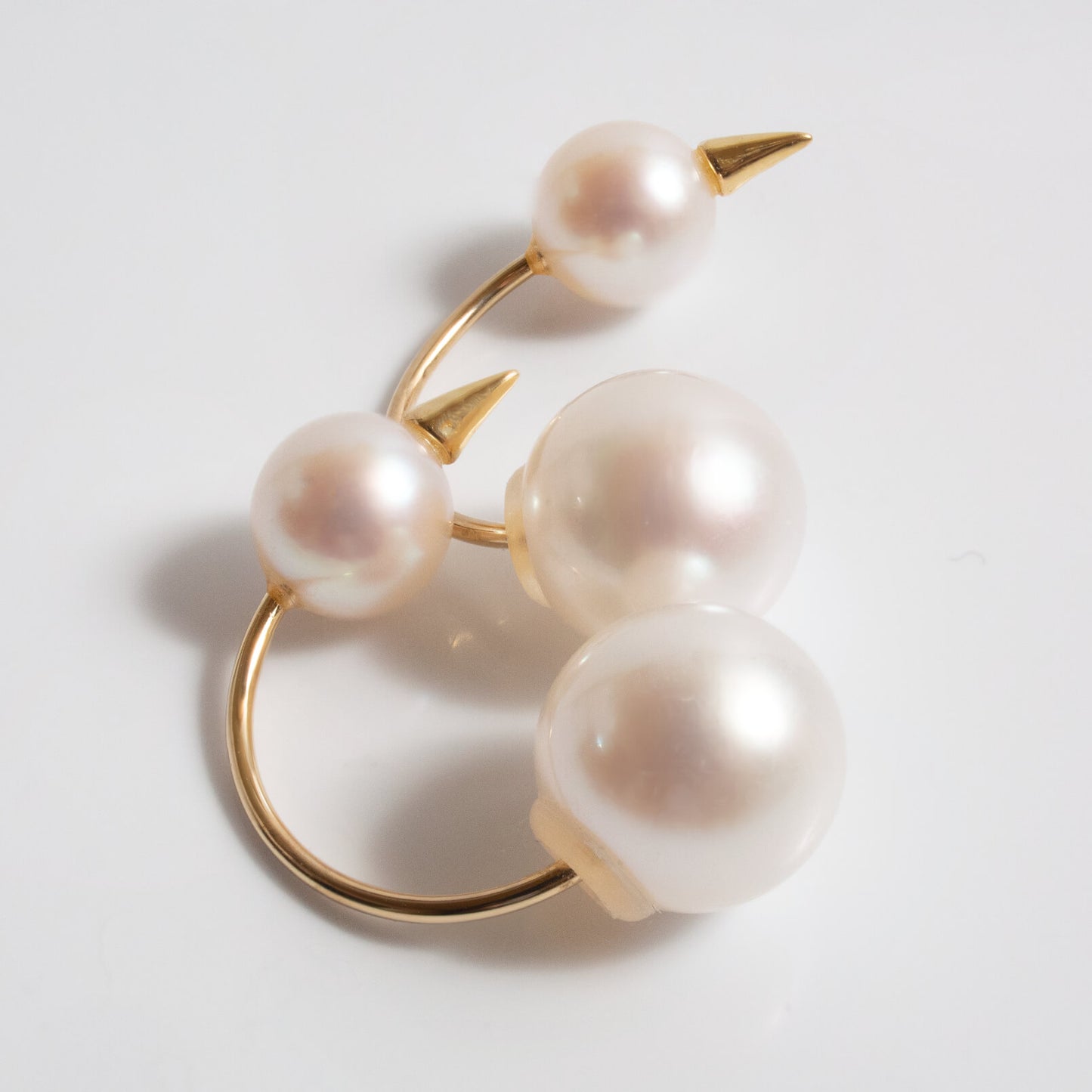 18K Double Pearl Thorny Earrings | FOLLETTA
