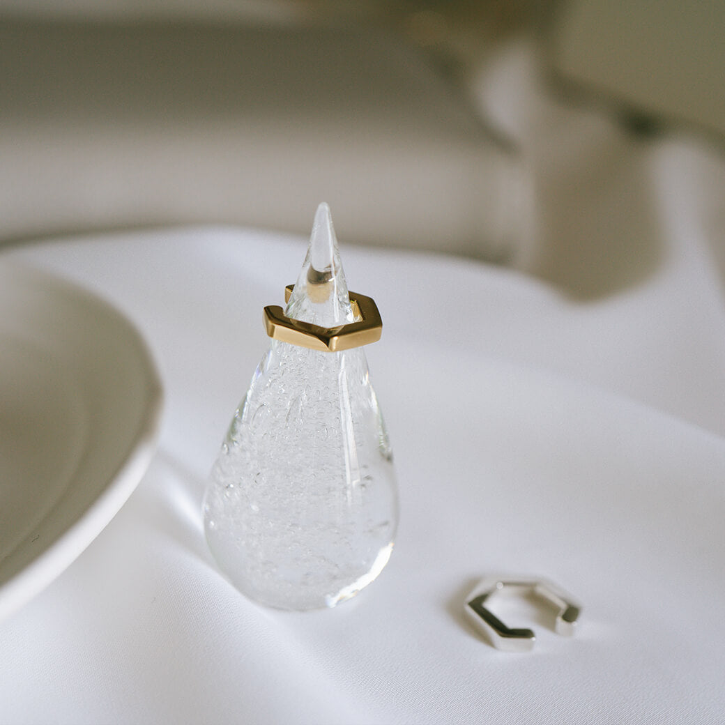 Hexagon Flat Earcuff | TENRIKKA