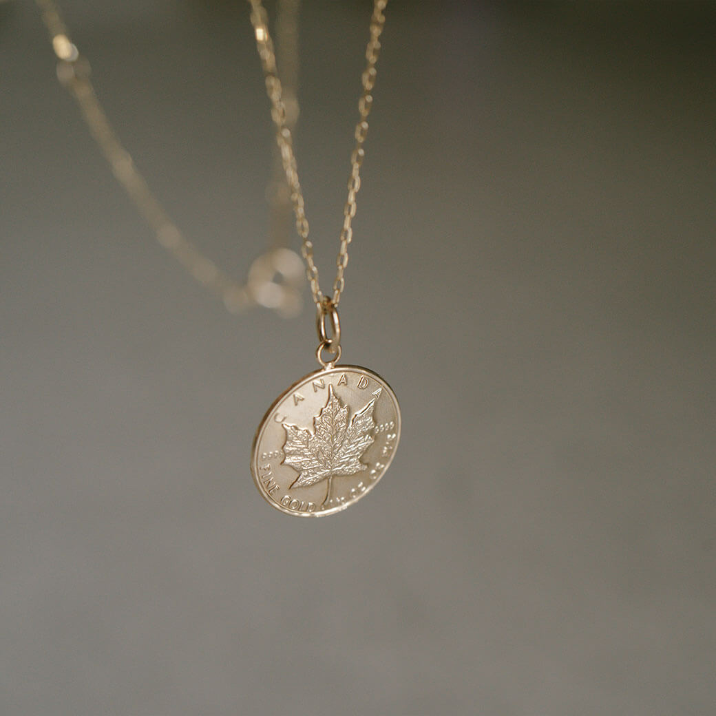 Canadian Maple Leaf 10K Gold Coin Necklace | RAFOLIO