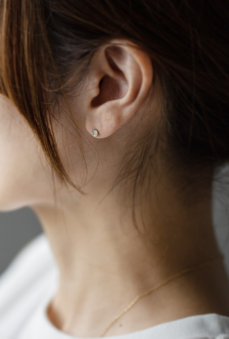 H&c Cut Pt900 Precious Diamond Stud Earrings | EDELE