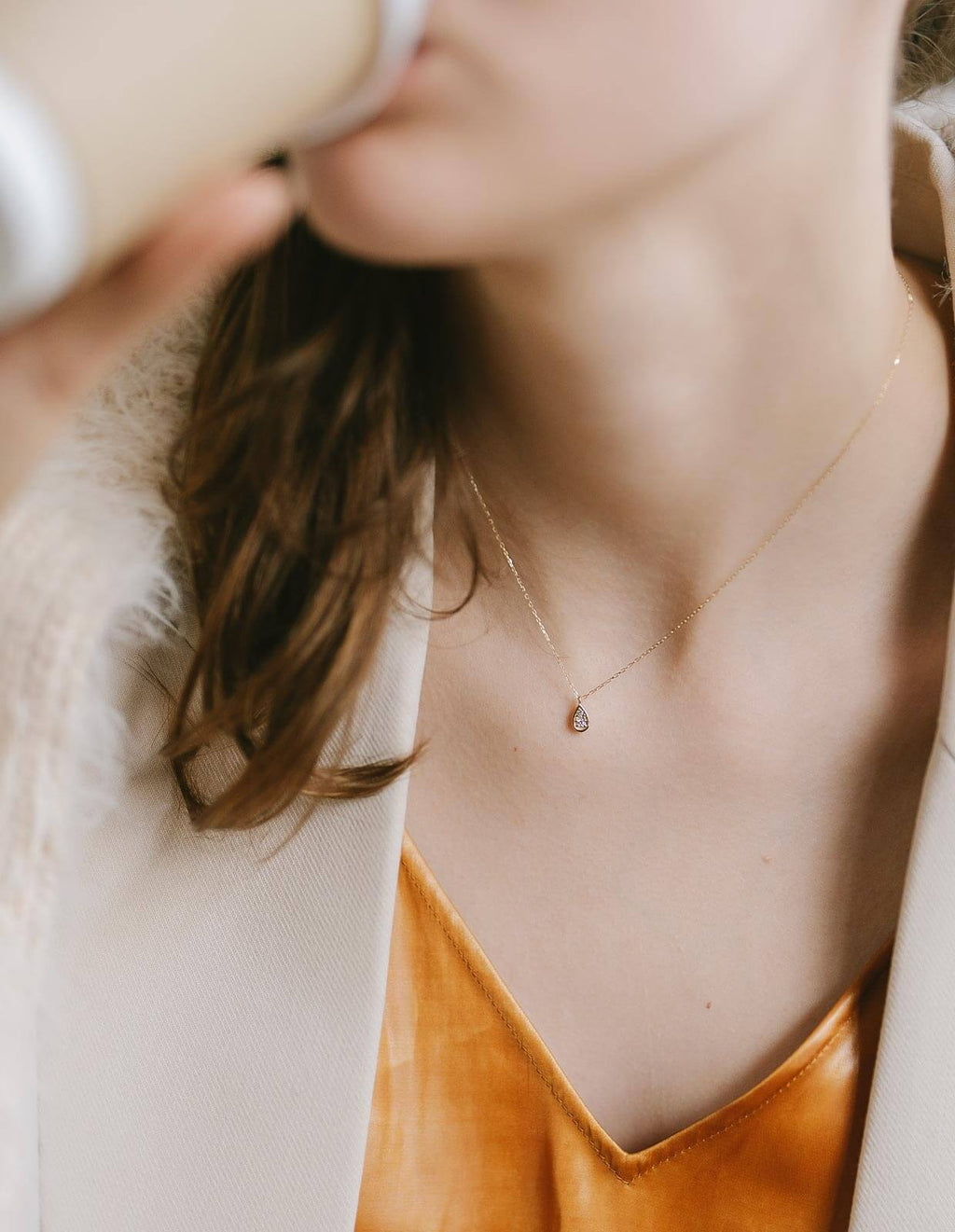 10K Gold Tiny Dorp Diamond Necklace | ASTERI-SPICA