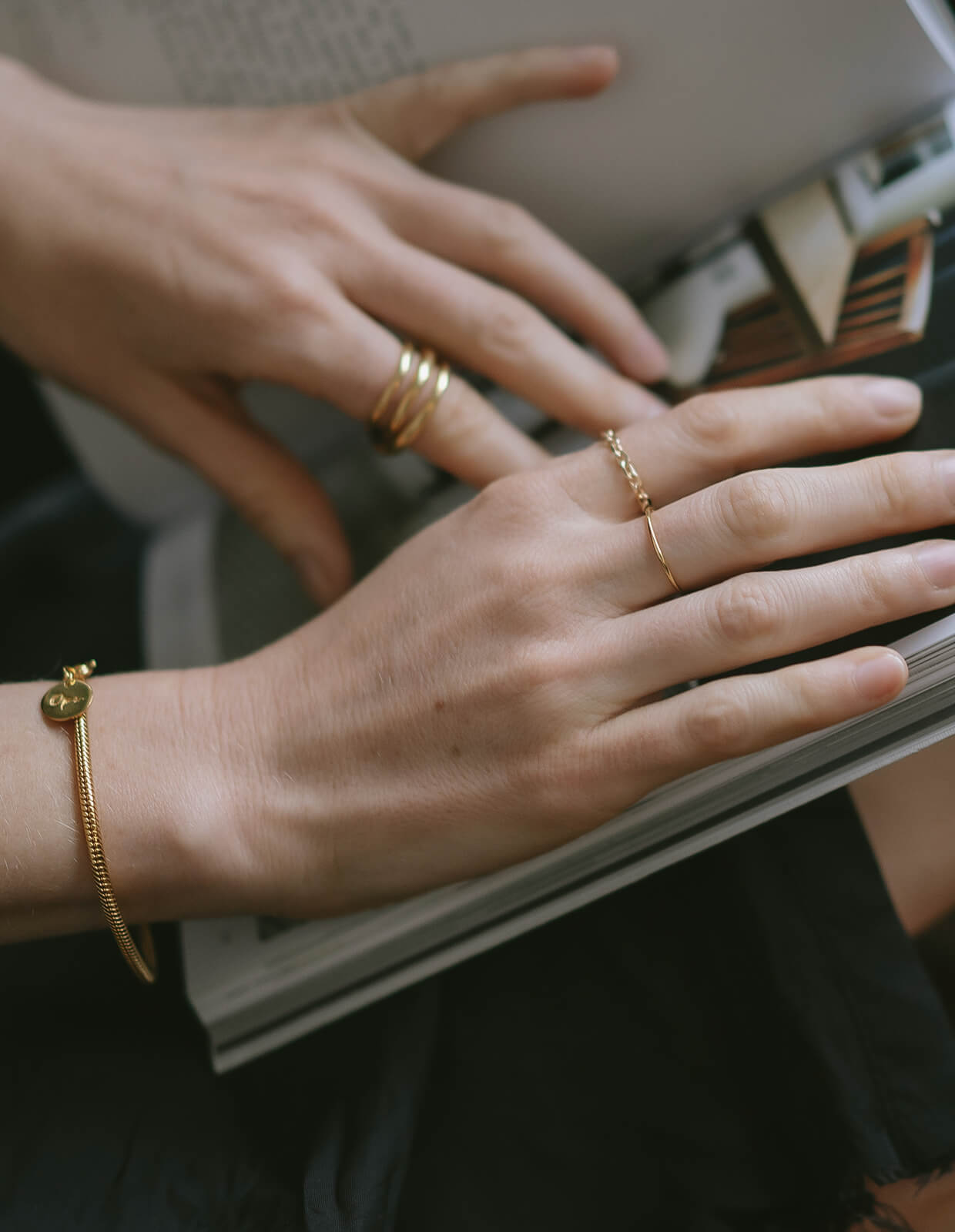 18K Gold Dainty Skinny Ring | SILPHA