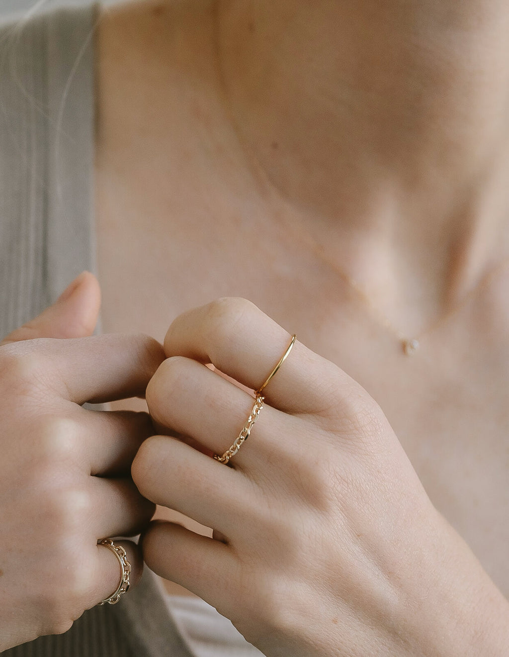 18K Gold Dainty Skinny Ring | SILPHA