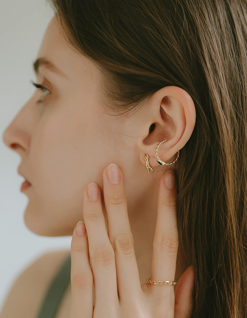 10K Gold Gemstone Cat Pierce | ZOI-CAT