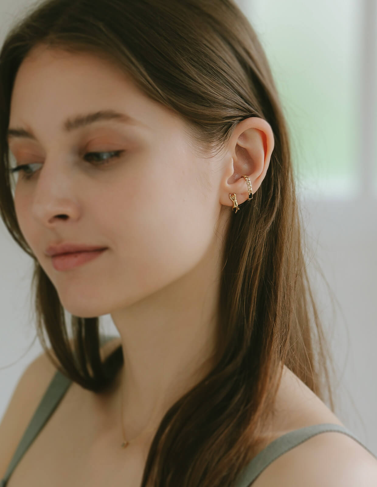10K Gold Gemstone Cat Pierce | ZOI-CAT