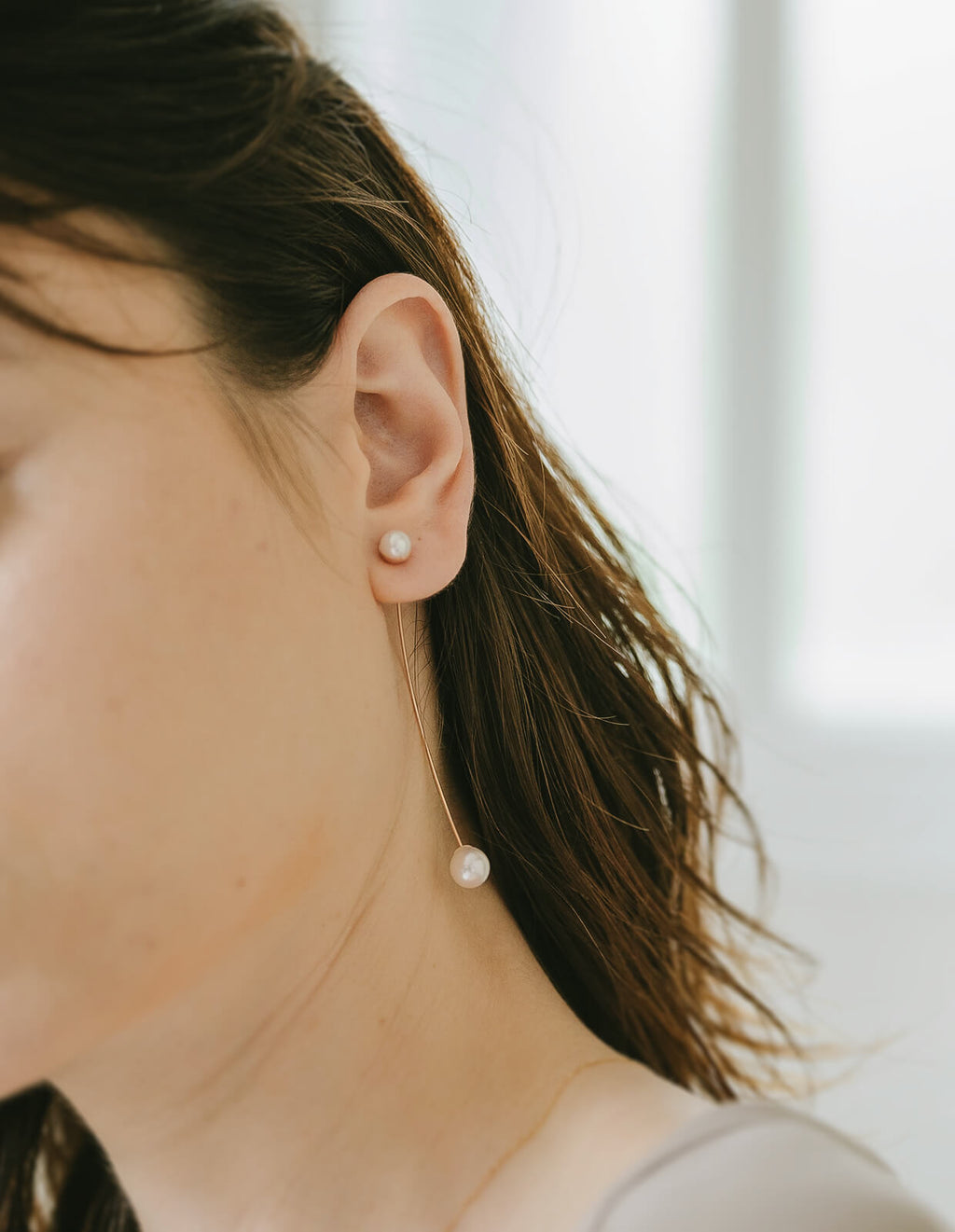 18K Gold Pink Gold Long Pearl Swing Earrings | ILMARI
