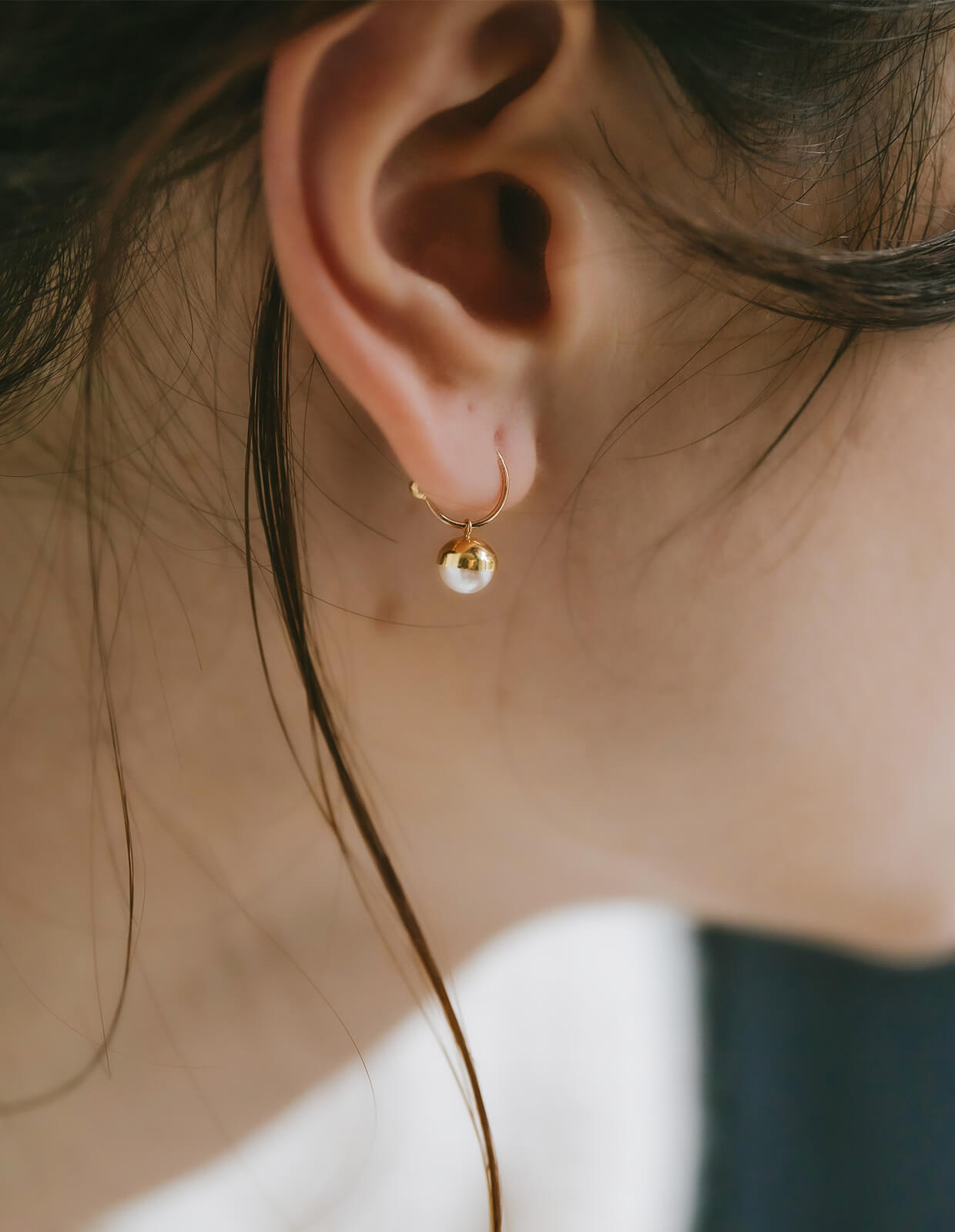 18K Ping Gold Swirl Pearl Earrings | SUZURAN