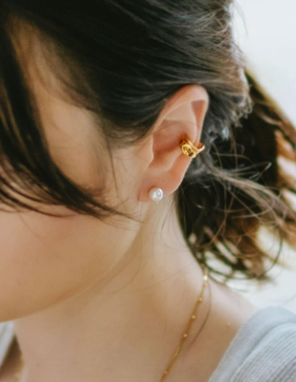18K Gold Thorny Gold Cap Pearl Earrings | ESPINAS