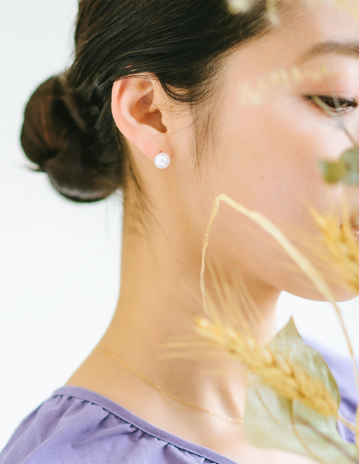 18K Gold Post 8.5mm-9mm High Quality Akoya Pearl Stud Earrings | DEORA