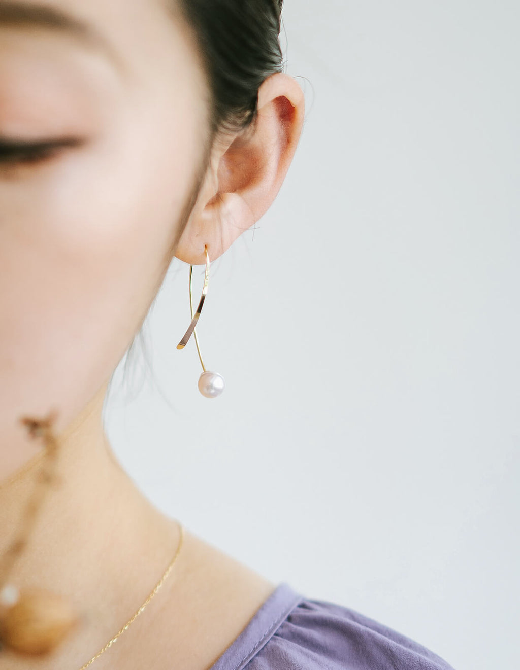 18K Gold Almond Hoop Earrings | GOUCCIA