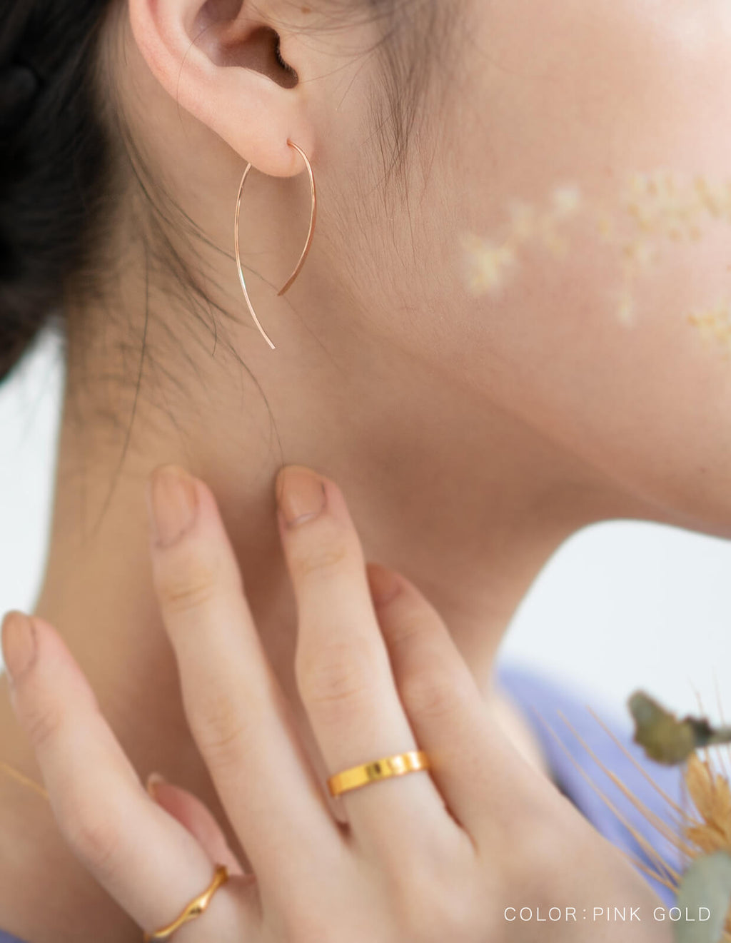 18K Gold Almond Hoop Earrings | GOUCCIA