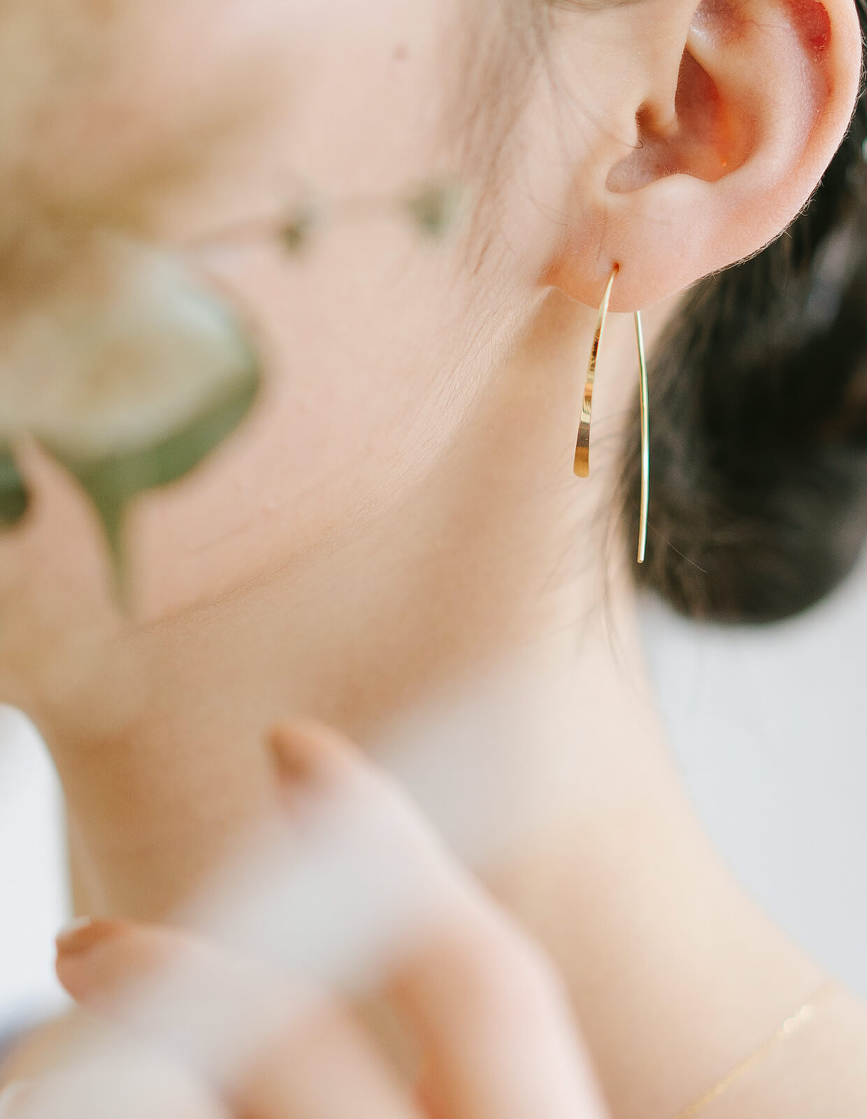 18K Gold Almond Hoop Earrings | GOUCCIA