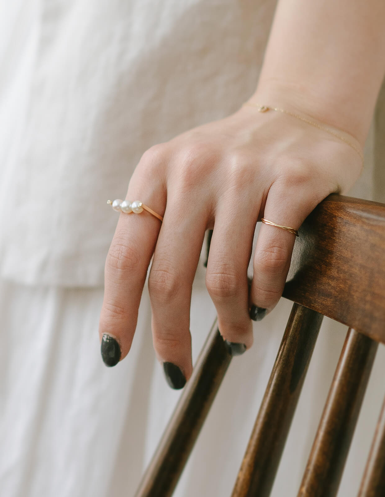 10K Gold Twisted Vine Ear Cuff | LINIA