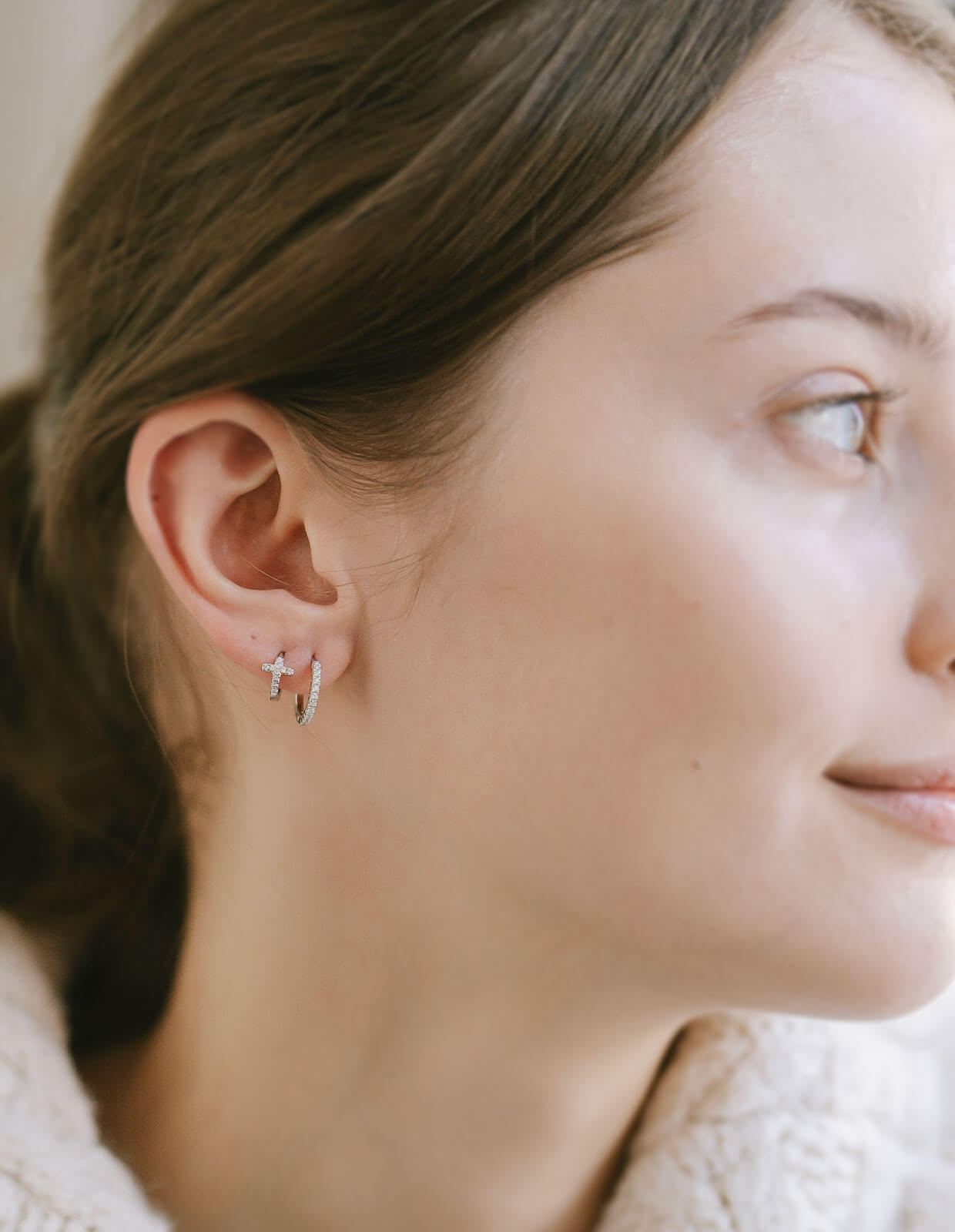 18K Gold Plated Sterling Silver Cross Pave Hoop Earrings | KYKLOS-CROS