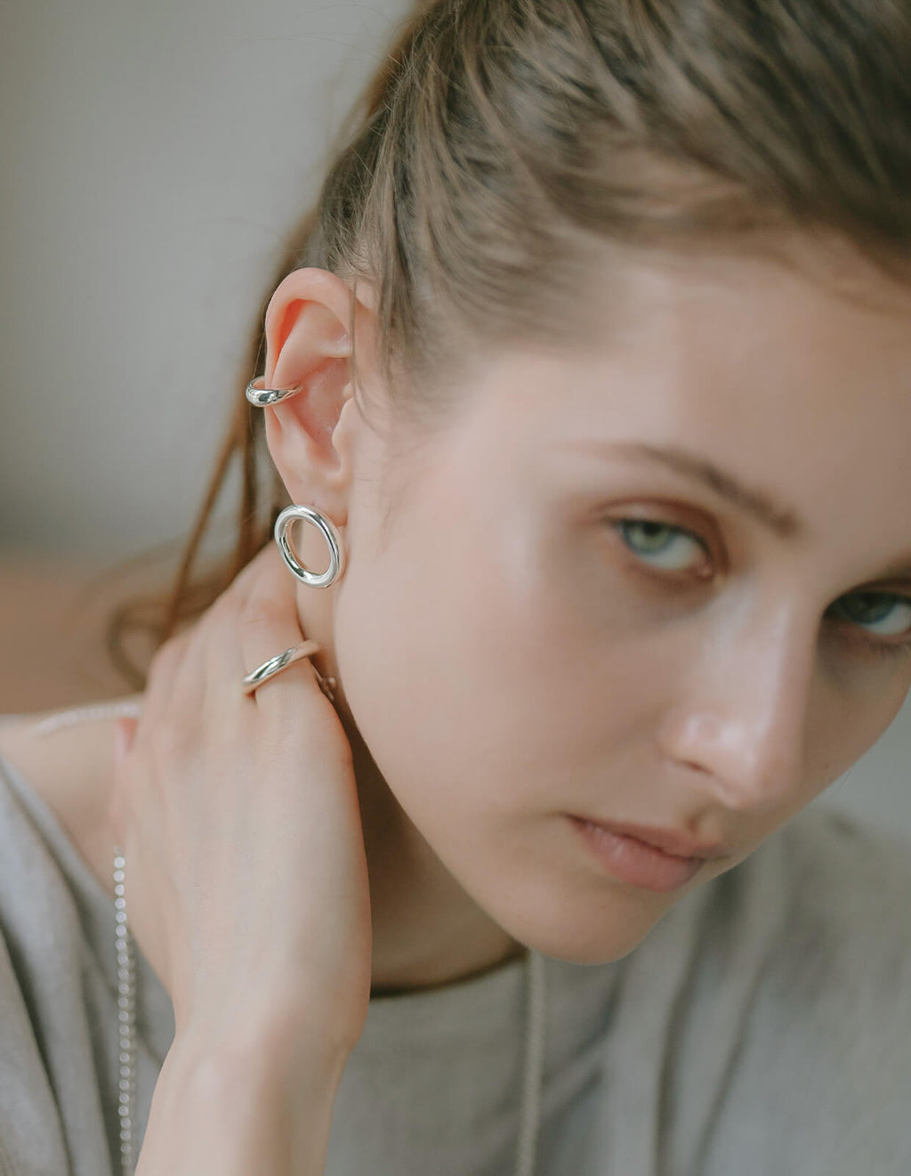 18K Gold Plated Sterling Silver Puffy Hoop Pierce | AUREOLA