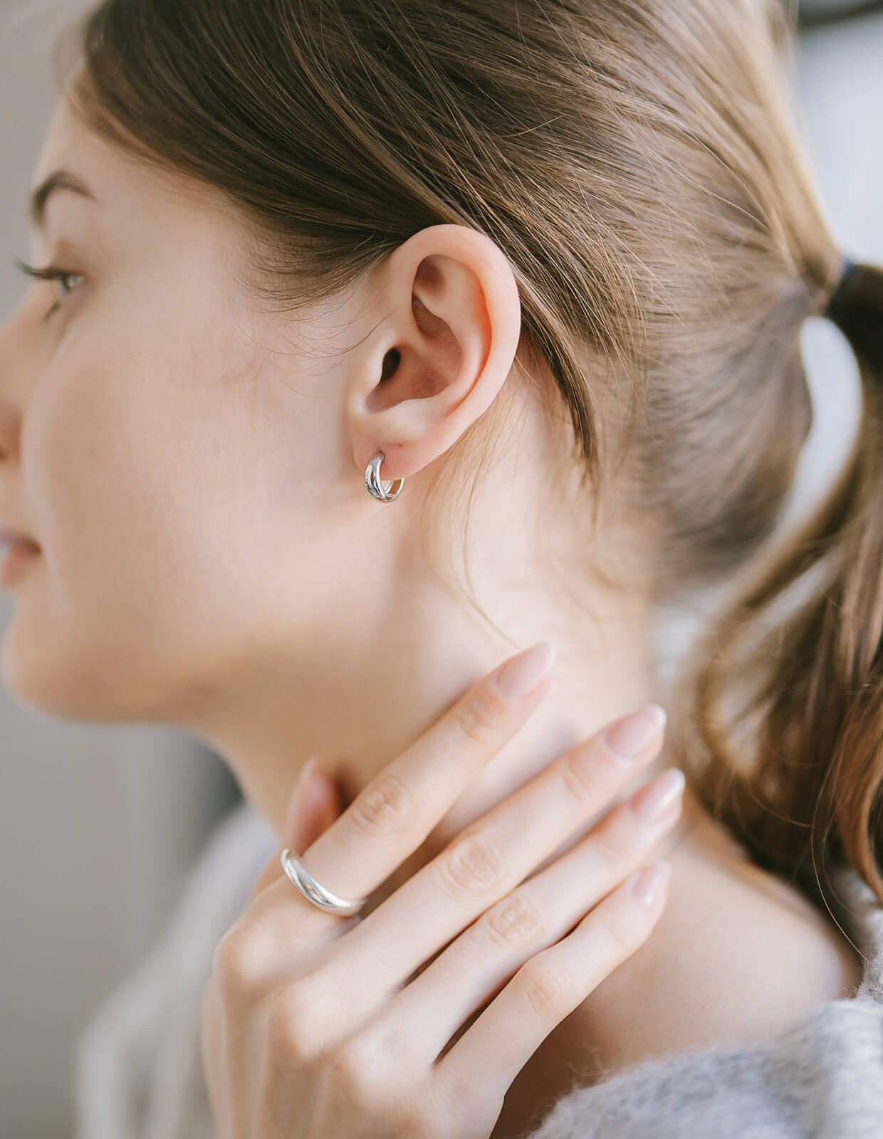 18K Gold Plated Sterling Silver Stout Tiny Hoop Earrings | KYKLOS-MOON