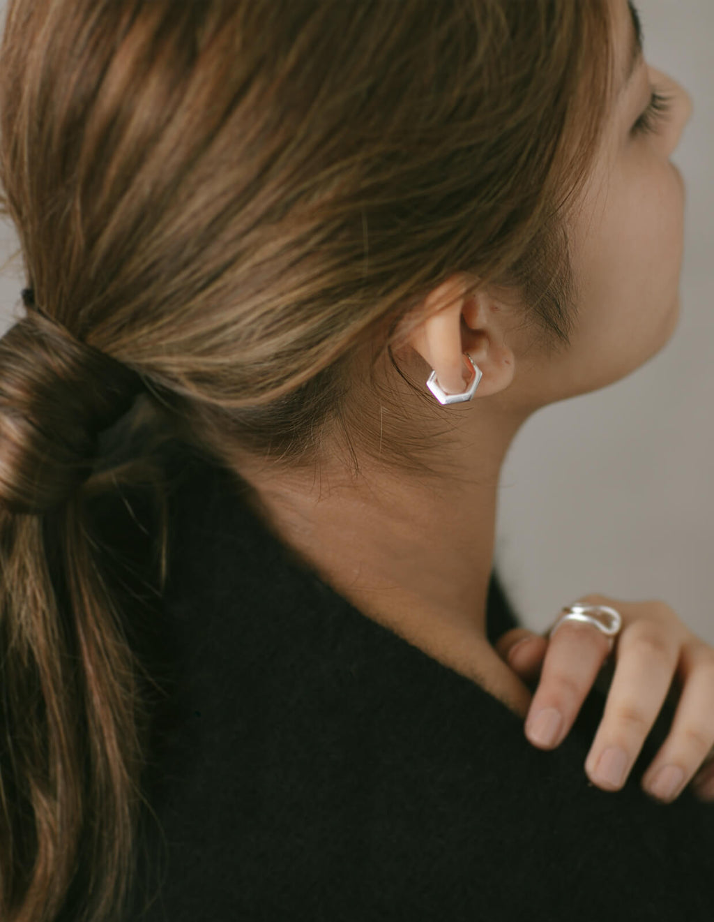 Hexagon Flat Earcuff | TENRIKKA