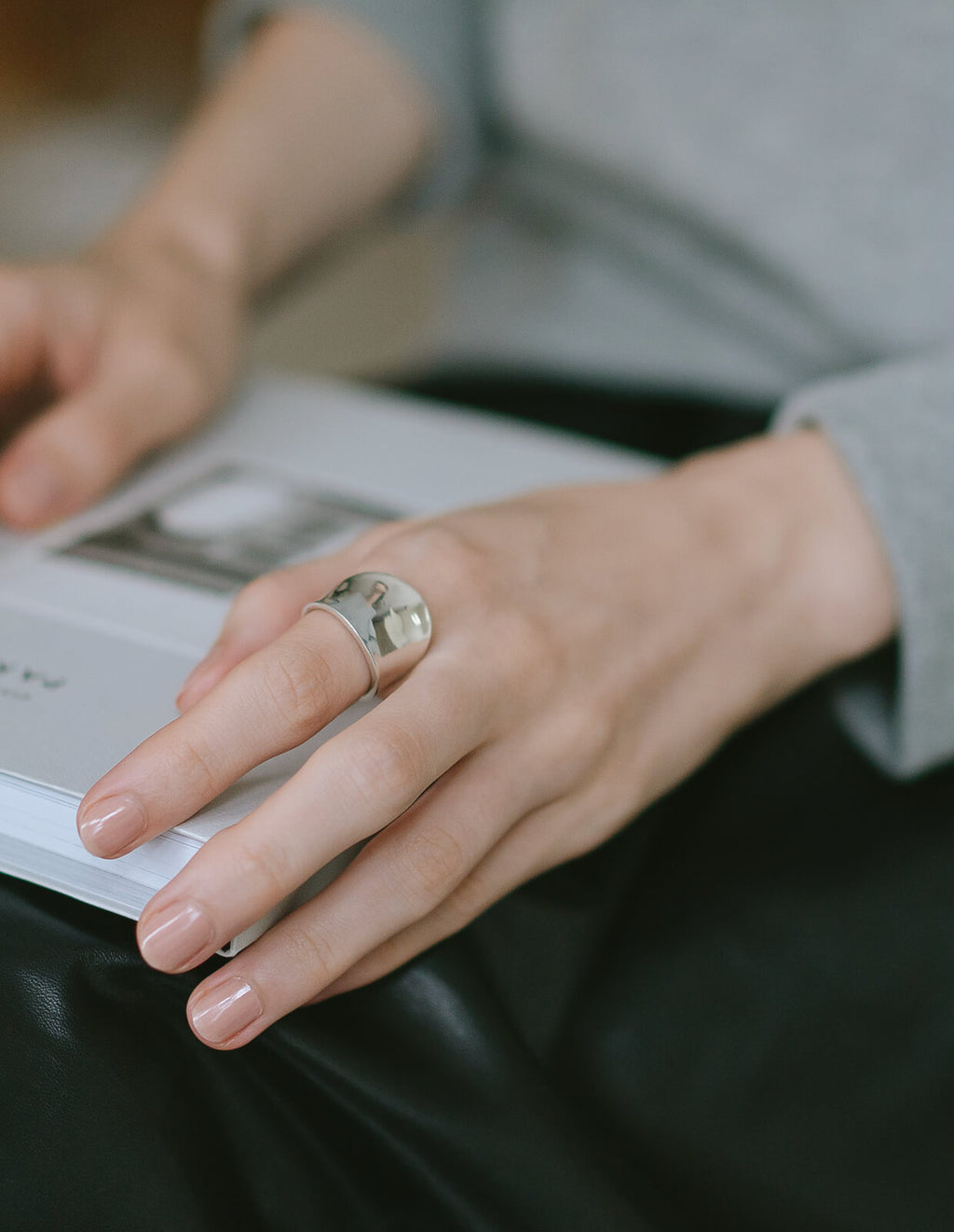 18K Gold Plated Sterling Silver Curved Tube Ring | AVIOR