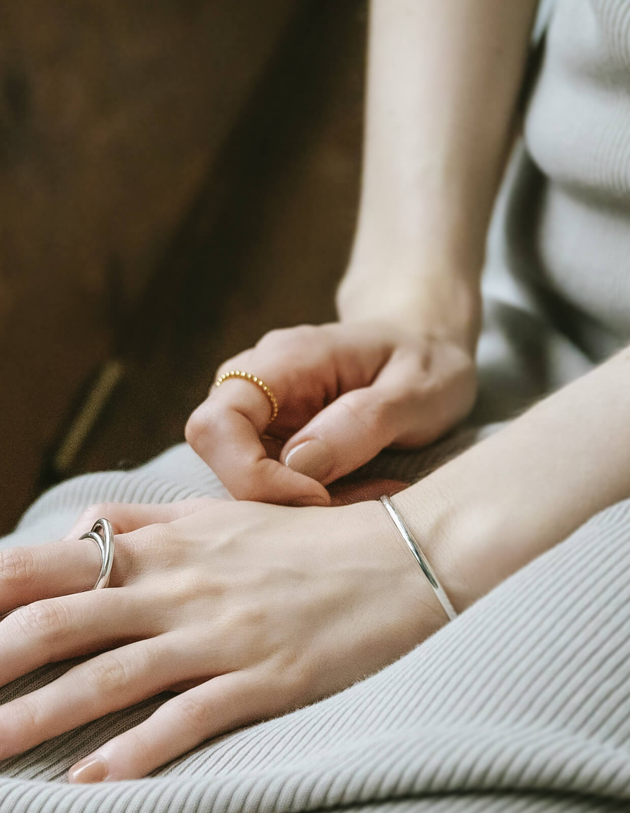 18K Gold Plated Sterling Silver Smooth Round Open Bangle | LADIER