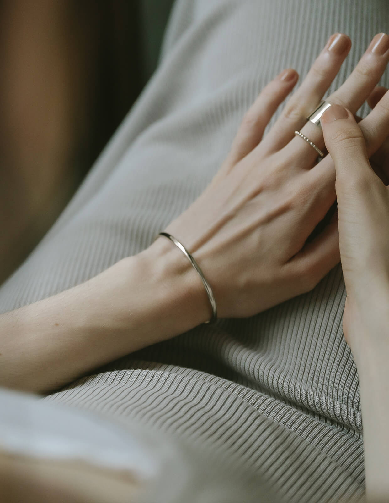 18K Gold Plated Sterling Silver Smooth Round Open Bangle | LADIER