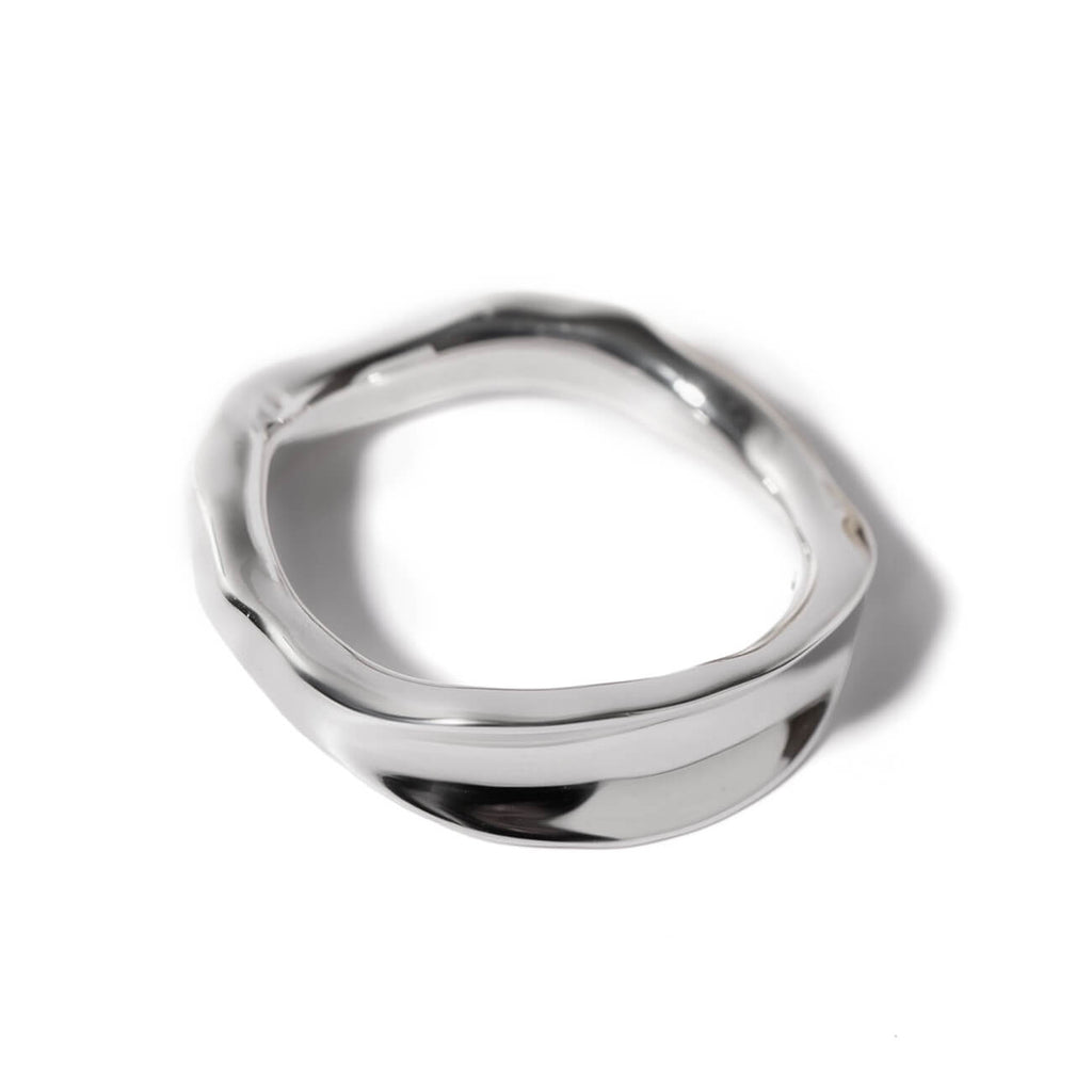 18K Gold Plated Sterling Silver Ripple Wave Ring | MIELIKKI-TUULI