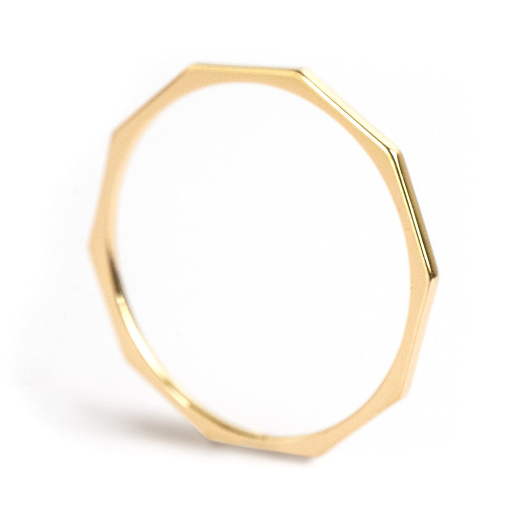18K Gold Decagon Delicate Gold Ring | TOCACK
