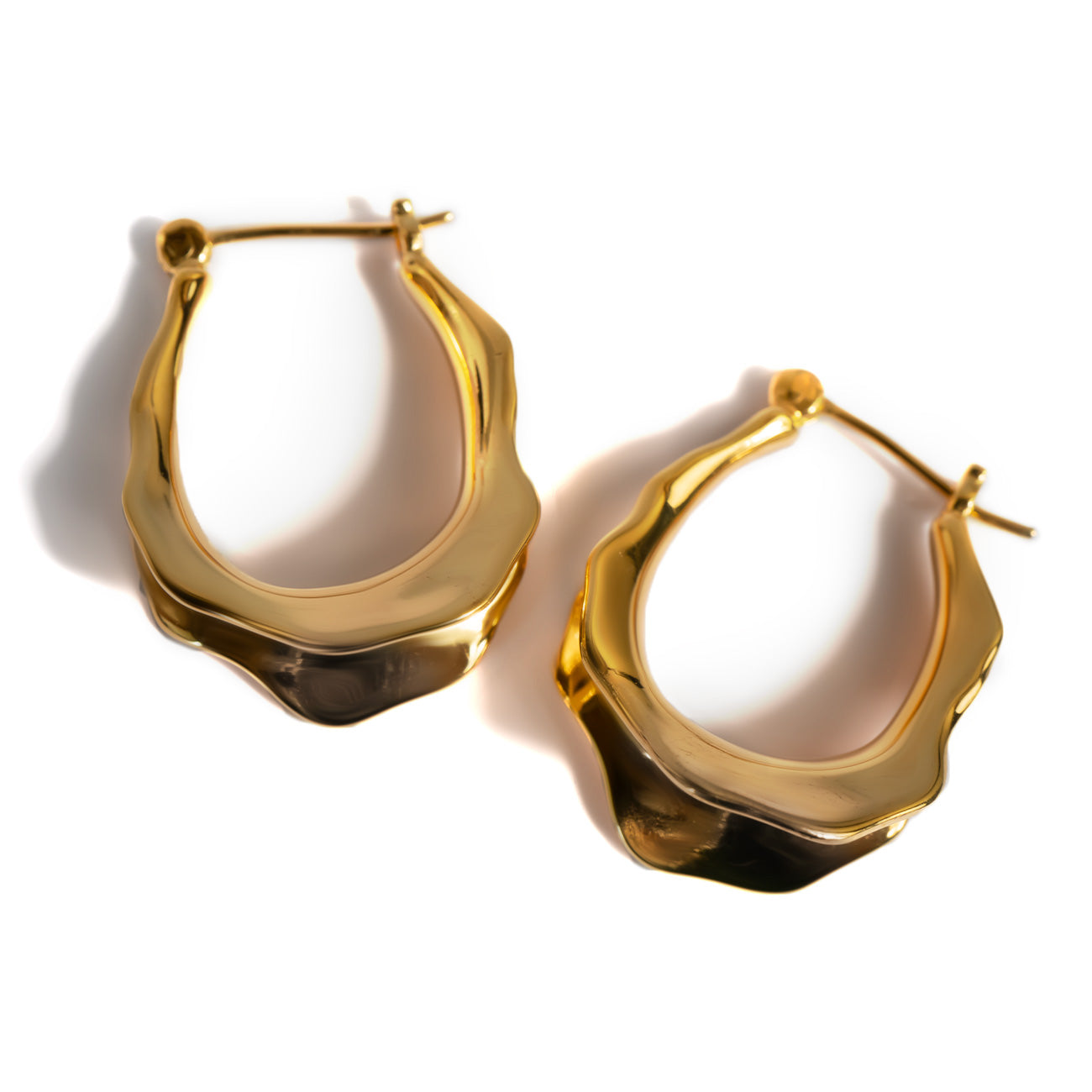 Silver925 Wavy Hoop Earrings ｜ LEPATTA