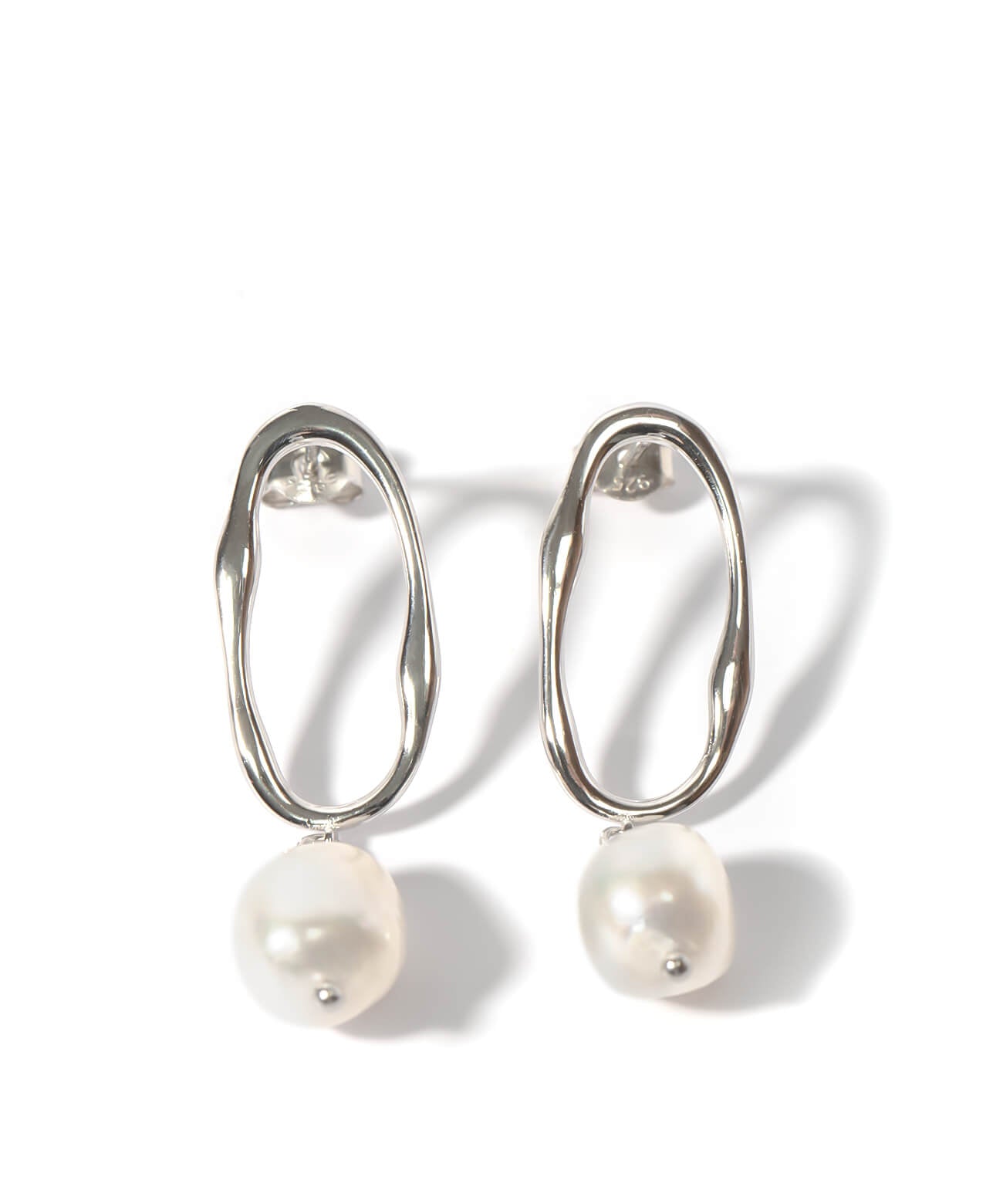 baroque pearl oval earrings | AFRIZO-OVAL-PE