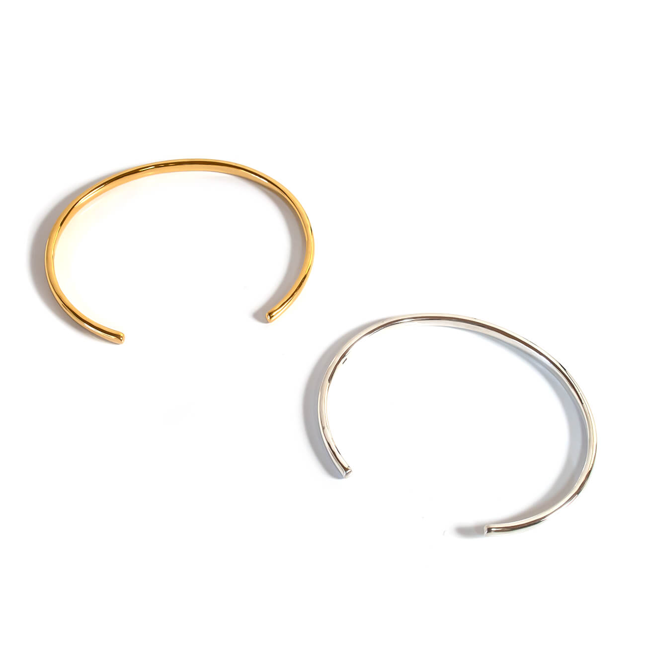 18K Gold Plated Sterling Silver Smooth Round Open Bangle | LADIER
