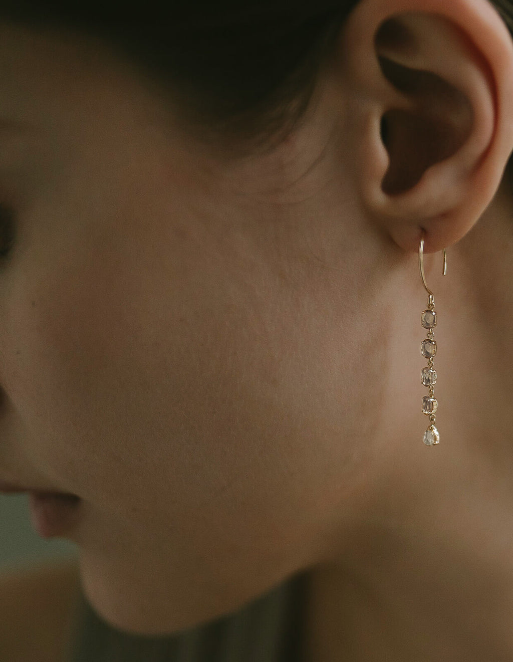 5 Stations Gemstone Earring | TRESOR CINQ